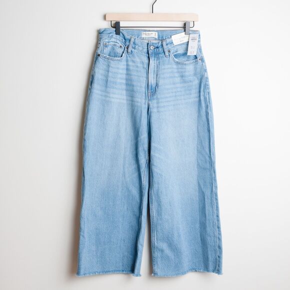 Abercrombie & Fitch Jeans Womens 6 S Light Blue The Crop Wide Leg Raw Hem NWT - Picture 1 of 10